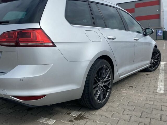 Серый Фольксваген Гольф, объемом двигателя 2 л и пробегом 276 тыс. км за 9999 $, фото 3 на Automoto.ua