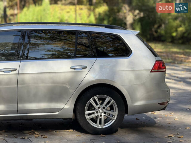 Серый Фольксваген Гольф, объемом двигателя 1.6 л и пробегом 230 тыс. км за 10500 $, фото 19 на Automoto.ua