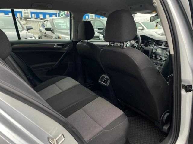 Серый Фольксваген Гольф, объемом двигателя 1.4 л и пробегом 214 тыс. км за 11490 $, фото 12 на Automoto.ua