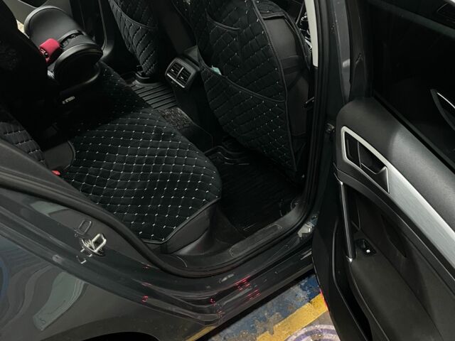 Сірий Фольксваген Гольф, об'ємом двигуна 1.6 л та пробігом 176 тис. км за 10700 $, фото 11 на Automoto.ua