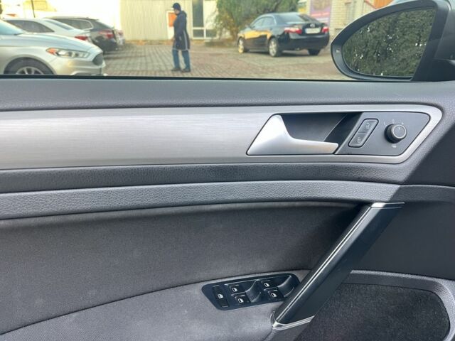 Сірий Фольксваген Гольф, об'ємом двигуна 1.6 л та пробігом 304 тис. км за 13000 $, фото 9 на Automoto.ua