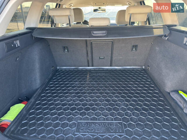 Сірий Фольксваген Гольф, об'ємом двигуна 1.6 л та пробігом 196 тис. км за 10750 $, фото 16 на Automoto.ua