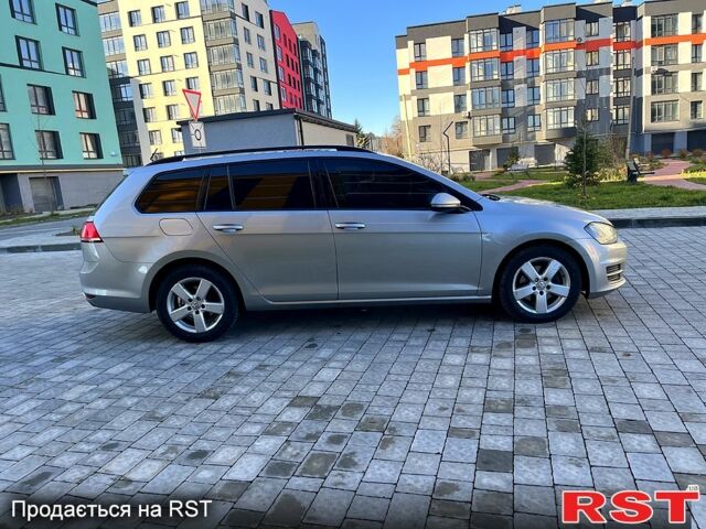 Серый Фольксваген Гольф, объемом двигателя 1.6 л и пробегом 300 тыс. км за 12500 $, фото 3 на Automoto.ua