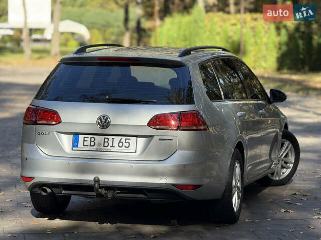 Серый Фольксваген Гольф, объемом двигателя 1.6 л и пробегом 232 тыс. км за 10000 $, фото 19 на Automoto.ua