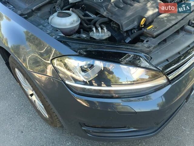 Сірий Фольксваген Гольф, об'ємом двигуна 1.6 л та пробігом 262 тис. км за 10500 $, фото 138 на Automoto.ua