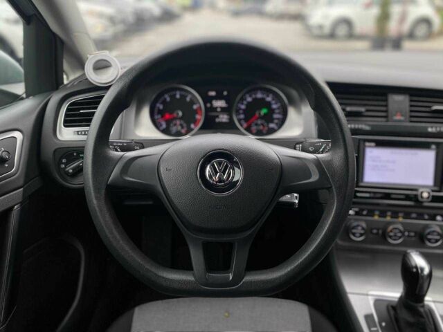 Серый Фольксваген Гольф, объемом двигателя 1.4 л и пробегом 214 тыс. км за 11490 $, фото 22 на Automoto.ua