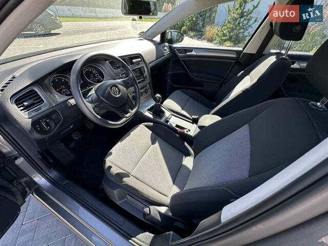 Сірий Фольксваген Гольф, об'ємом двигуна 1.6 л та пробігом 238 тис. км за 11800 $, фото 51 на Automoto.ua