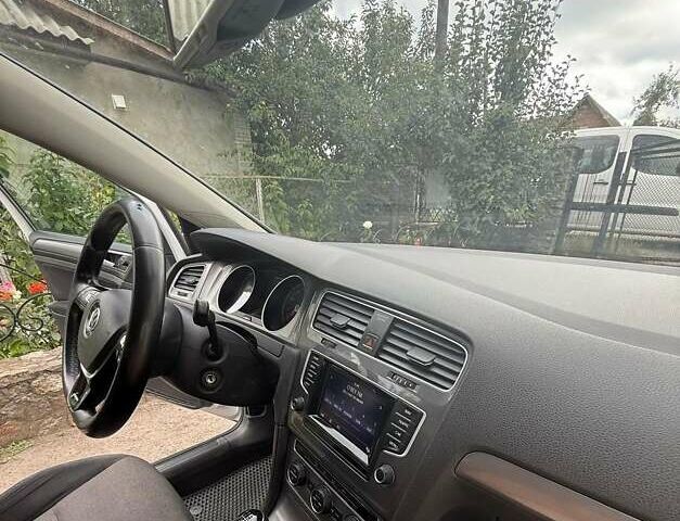 Сірий Фольксваген Гольф, об'ємом двигуна 1.6 л та пробігом 370 тис. км за 10400 $, фото 23 на Automoto.ua