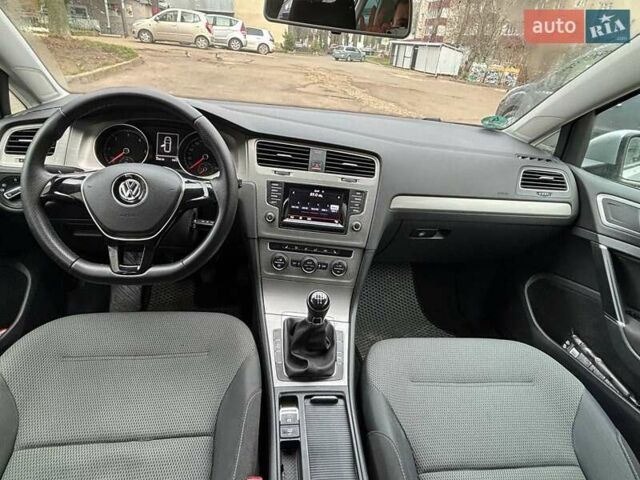 Сірий Фольксваген Гольф, об'ємом двигуна 1.6 л та пробігом 277 тис. км за 9999 $, фото 4 на Automoto.ua