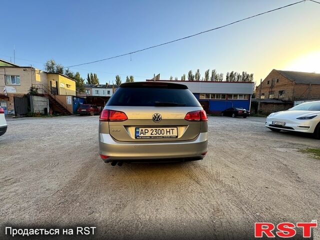 Серый Фольксваген Гольф, объемом двигателя 2 л и пробегом 300 тыс. км за 11000 $, фото 2 на Automoto.ua