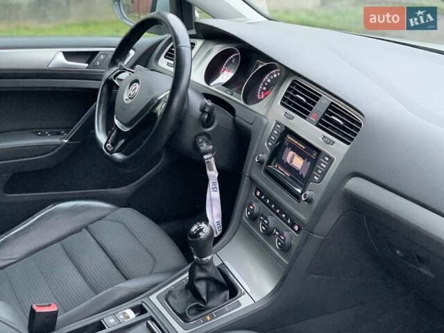 Серый Фольксваген Гольф, объемом двигателя 1.97 л и пробегом 270 тыс. км за 10300 $, фото 22 на Automoto.ua