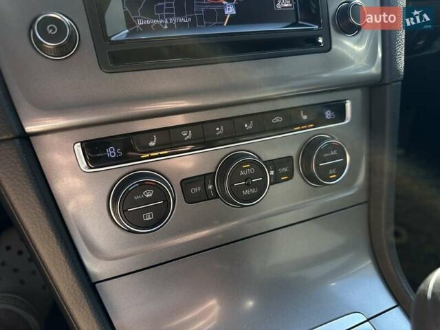 Сірий Фольксваген Гольф, об'ємом двигуна 1.6 л та пробігом 238 тис. км за 11800 $, фото 71 на Automoto.ua