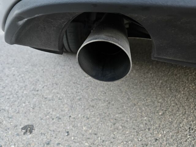 Сірий Фольксваген Гольф, об'ємом двигуна 1.6 л та пробігом 188 тис. км за 10800 $, фото 6 на Automoto.ua