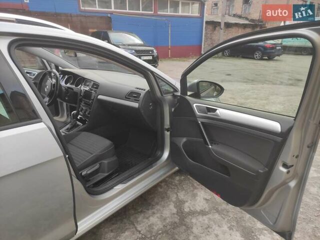 Серый Фольксваген Гольф, объемом двигателя 1.97 л и пробегом 340 тыс. км за 10500 $, фото 19 на Automoto.ua