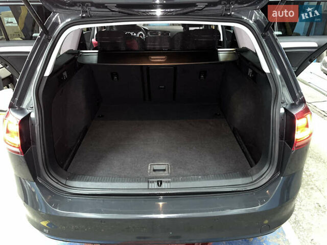 Сірий Фольксваген Гольф, об'ємом двигуна 1.6 л та пробігом 176 тис. км за 10700 $, фото 18 на Automoto.ua