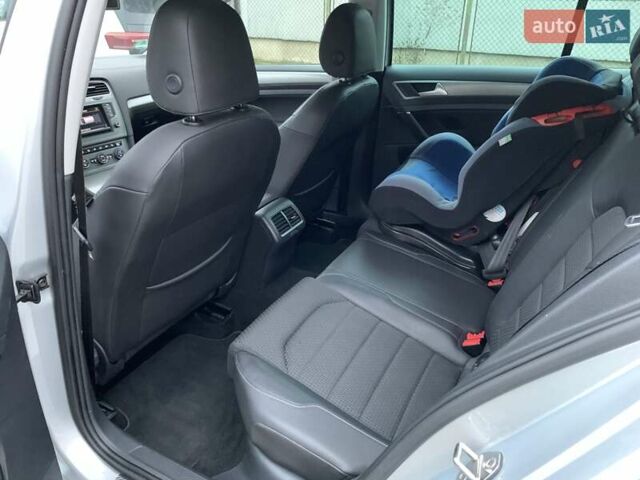 Серый Фольксваген Гольф, объемом двигателя 1.97 л и пробегом 270 тыс. км за 10300 $, фото 30 на Automoto.ua