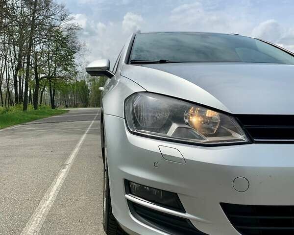 Серый Фольксваген Гольф, объемом двигателя 1.6 л и пробегом 280 тыс. км за 10100 $, фото 10 на Automoto.ua