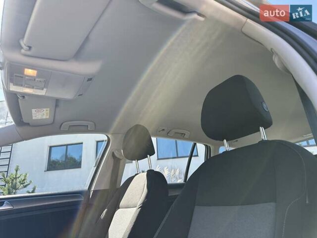 Сірий Фольксваген Гольф, об'ємом двигуна 1.6 л та пробігом 238 тис. км за 11800 $, фото 50 на Automoto.ua