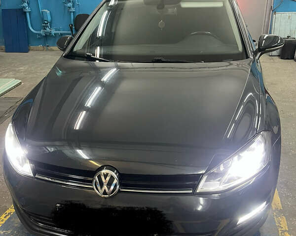 Сірий Фольксваген Гольф, об'ємом двигуна 1.6 л та пробігом 176 тис. км за 10700 $, фото 1 на Automoto.ua