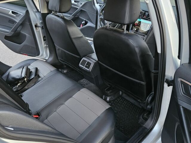 Сірий Фольксваген Гольф, об'ємом двигуна 1.6 л та пробігом 188 тис. км за 10800 $, фото 8 на Automoto.ua