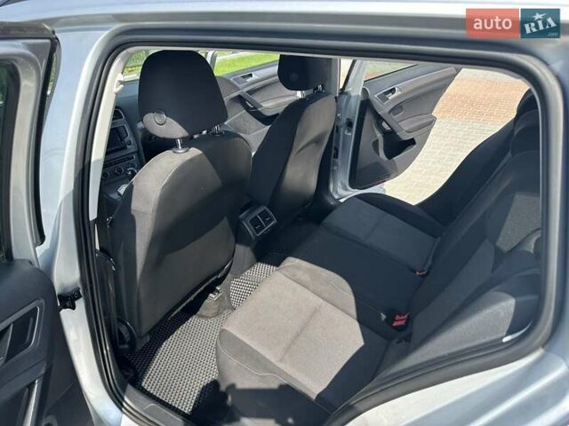 Сірий Фольксваген Гольф, об'ємом двигуна 1.6 л та пробігом 295 тис. км за 9800 $, фото 6 на Automoto.ua