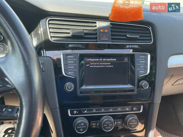 Серый Фольксваген Гольф, объемом двигателя 1.6 л и пробегом 150 тыс. км за 13999 $, фото 13 на Automoto.ua