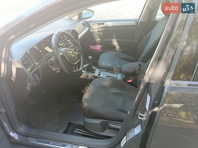 Сірий Фольксваген Гольф, об'ємом двигуна 1.6 л та пробігом 262 тис. км за 10500 $, фото 43 на Automoto.ua