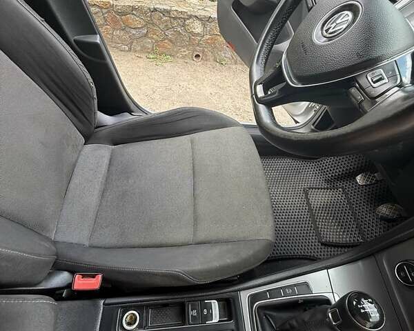 Сірий Фольксваген Гольф, об'ємом двигуна 1.6 л та пробігом 370 тис. км за 10400 $, фото 16 на Automoto.ua