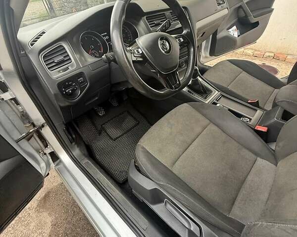 Сірий Фольксваген Гольф, об'ємом двигуна 1.6 л та пробігом 370 тис. км за 10400 $, фото 14 на Automoto.ua