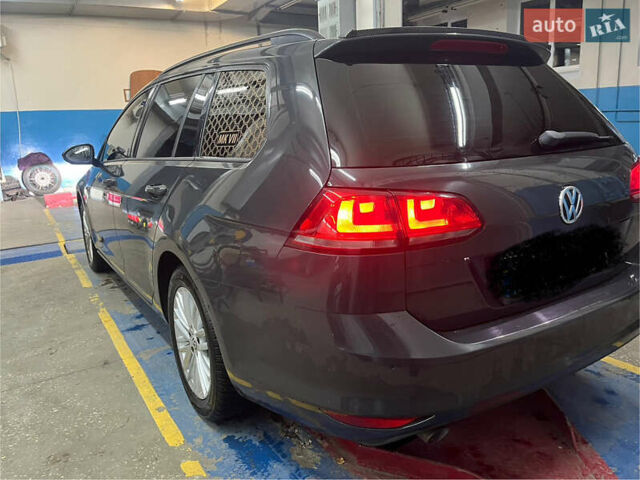Сірий Фольксваген Гольф, об'ємом двигуна 1.6 л та пробігом 176 тис. км за 10700 $, фото 4 на Automoto.ua