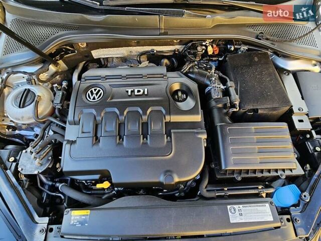 Серый Фольксваген Гольф, объемом двигателя 1.6 л и пробегом 262 тыс. км за 8800 $, фото 66 на Automoto.ua