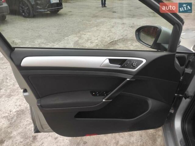 Серый Фольксваген Гольф, объемом двигателя 1.97 л и пробегом 340 тыс. км за 10500 $, фото 9 на Automoto.ua