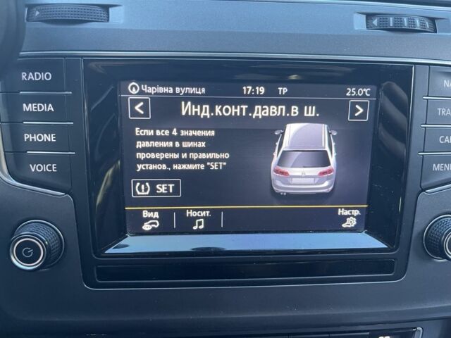 Серый Фольксваген Гольф, объемом двигателя 1.6 л и пробегом 255 тыс. км за 10500 $, фото 7 на Automoto.ua