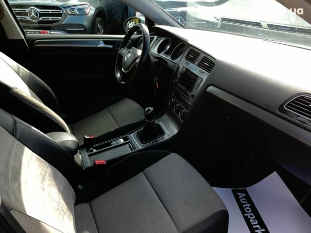 Серый Фольксваген Гольф, объемом двигателя 1.6 л и пробегом 207 тыс. км за 10290 $, фото 29 на Automoto.ua