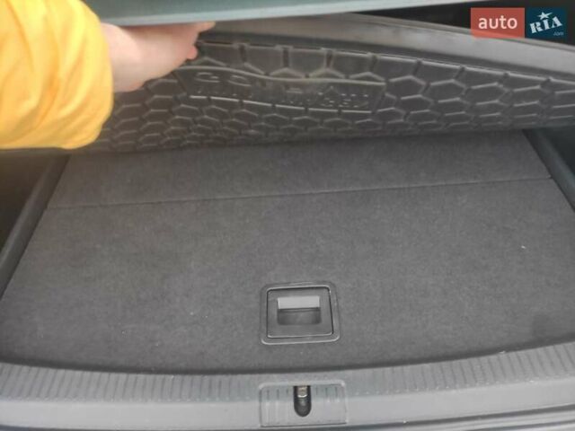 Серый Фольксваген Гольф, объемом двигателя 1.97 л и пробегом 340 тыс. км за 10500 $, фото 15 на Automoto.ua