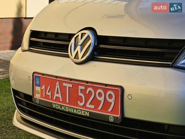 Серый Фольксваген Гольф, объемом двигателя 1.6 л и пробегом 262 тыс. км за 8800 $, фото 26 на Automoto.ua