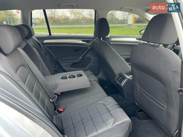 Серый Фольксваген Гольф, объемом двигателя 1.2 л и пробегом 140 тыс. км за 10490 $, фото 23 на Automoto.ua