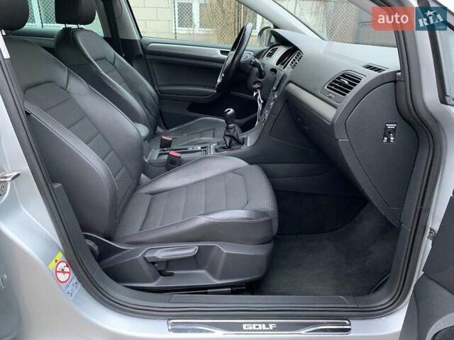 Серый Фольксваген Гольф, объемом двигателя 1.97 л и пробегом 270 тыс. км за 10300 $, фото 20 на Automoto.ua