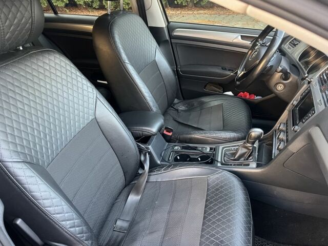 Сірий Фольксваген Гольф, об'ємом двигуна 1.6 л та пробігом 304 тис. км за 13000 $, фото 21 на Automoto.ua