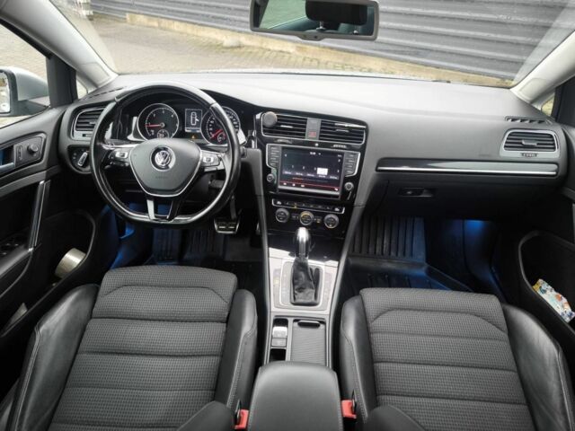 Серый Фольксваген Гольф, объемом двигателя 2 л и пробегом 265 тыс. км за 11500 $, фото 11 на Automoto.ua