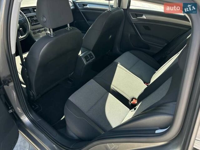 Сірий Фольксваген Гольф, об'ємом двигуна 1.6 л та пробігом 238 тис. км за 11800 $, фото 42 на Automoto.ua