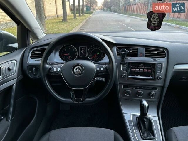 Серый Фольксваген Гольф, объемом двигателя 1.6 л и пробегом 195 тыс. км за 9700 $, фото 17 на Automoto.ua
