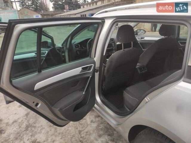 Серый Фольксваген Гольф, объемом двигателя 1.97 л и пробегом 340 тыс. км за 10500 $, фото 11 на Automoto.ua