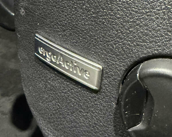 Сірий Фольксваген Гольф, об'ємом двигуна 1.6 л та пробігом 296 тис. км за 10350 $, фото 11 на Automoto.ua