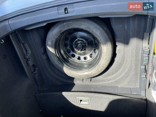 Сірий Фольксваген Гольф, об'ємом двигуна 2 л та пробігом 275 тис. км за 11800 $, фото 18 на Automoto.ua