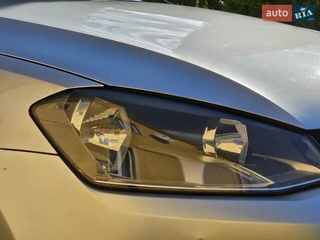 Серый Фольксваген Гольф, объемом двигателя 1.6 л и пробегом 262 тыс. км за 8800 $, фото 24 на Automoto.ua