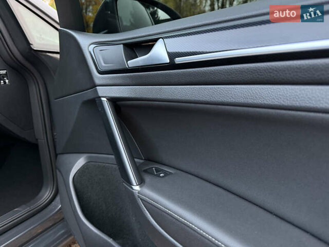 Серый Фольксваген Гольф, объемом двигателя 1.97 л и пробегом 288 тыс. км за 11899 $, фото 37 на Automoto.ua