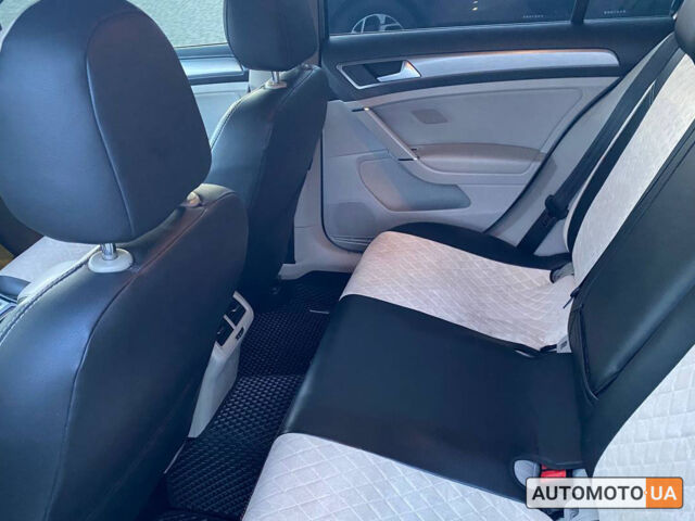 Сірий Фольксваген Гольф, об'ємом двигуна 1.6 л та пробігом 183 тис. км за 12100 $, фото 23 на Automoto.ua