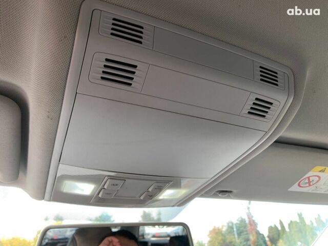 Серый Фольксваген Гольф, объемом двигателя 1.6 л и пробегом 207 тыс. км за 10290 $, фото 26 на Automoto.ua