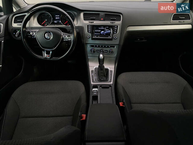 Сірий Фольксваген Гольф, об'ємом двигуна 1.6 л та пробігом 266 тис. км за 11900 $, фото 12 на Automoto.ua